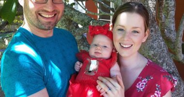Anna Sheely (pictured right with her husband and daughter) lost her battle to stage four bowel cancer in July 2020
