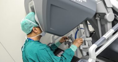 Intuitive Surgical’s stock rises after third-quarter results beat on jump in robotic surgeries