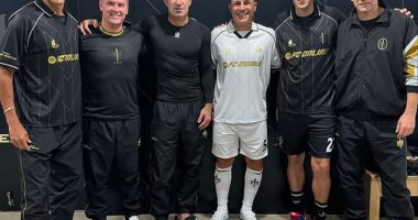 Ballon d'Or winners (left to right): Rivaldo, Michael Owen, Luis Figo, Fabio Cannavaro, Kaka and Andriy Shevchenko took part in the exhibition match in South Korea