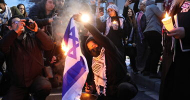 Islamist Preacher Yells 'Allah, Burn the Jews' During Brussels Rally.