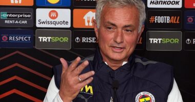 Jose Mourinho spoke of his admiration for Sir Alex Ferguson in the wake of news that the Man United legend has been stripped of his contract