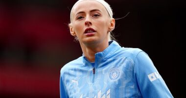 Manchester City are at risk of losing England star Chloe Kelly at the end of the season