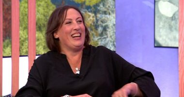 Miranda Hart has confirmed she is married, announcing the news live on The One Show on Tuesday night after a flurry of rumours