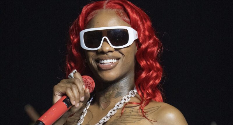 Okay! Sexyy Red's Mom, Andrea Jenkins, Is Goin' Viral After The Rapper Posted Her On Social Media (VIDEOS)