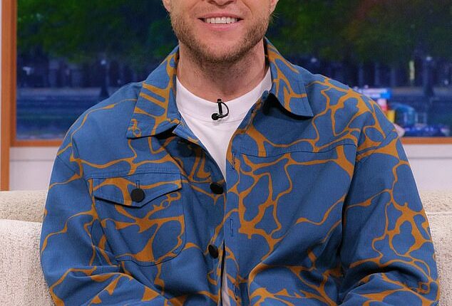 Olly Murs has opened up about his struggles balancing his career with becoming a dad in a new interview with Giovanna Fletcher on his podcast Happy Mum Happy Baby