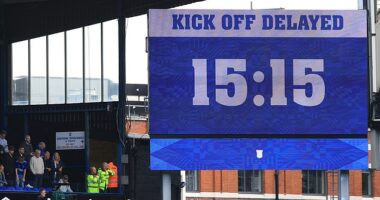 Premier League game between Ipswich and Everton delayed by 15 minutes due to 'turnstile issues'