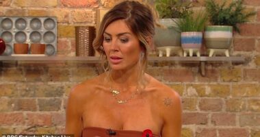 Saturday Kitchen viewers were left outraged by guest Kate Carter-Larg's outfit while she cooked some mac and cheese on this week's show