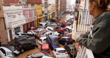 Spain floods latest: Victims ‘trapped like rats’ and 72 dead as Spanish PM says ‘devastating episode’ not over
