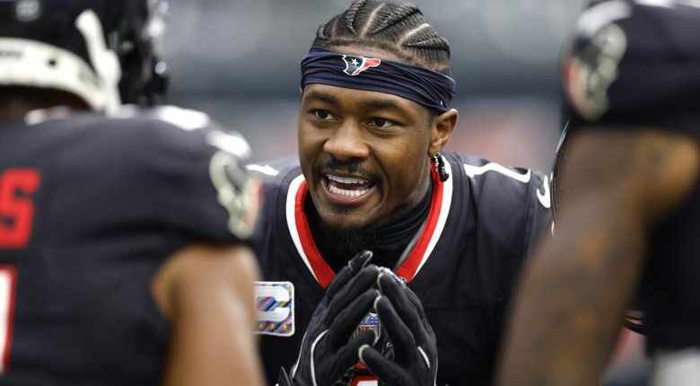 Texans WR's Strong Message on Stefon Diggs, Bills Turns Heads