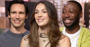 The 'Saturday Night' Cast Are a Comedic "Varsity Team"