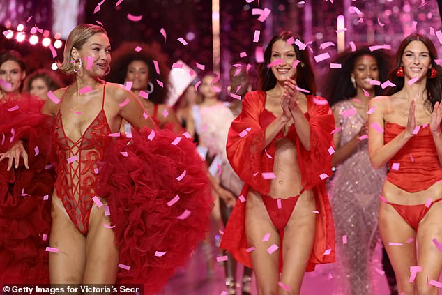 Fans slammed the presentation of Victoria¿s Secret Fashion Show held in New York City on Tuesday, the first time the show has been held since 2018. (L-R) Gigi Hadid, Bella Hadid and Vittoria Ceretti seen during Tuesday's festivities in NYC