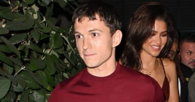 Zendaya Tom Holland Moves Photographer Out Of Her Way Path New York City