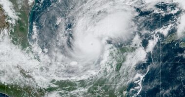 What is a Category 5 hurricane and what is it like?