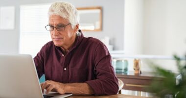 ‘I don’t trust my financial guy.’ I’m 67 and trying to live on $2.2K-a-month Social Security. I have $500K with an adviser, who charges 2%, but last year the return was 26%. What’s my move?