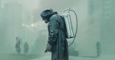 10 Non-Horror Shows That Feel Like Stephen King Novels
