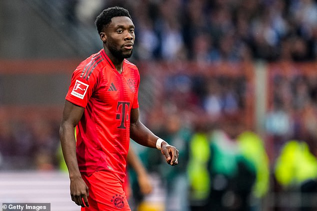 Alphonso Davies is reportedly open to signing a new contract offer from Bayern Munich,