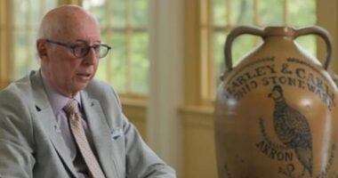 Antiques Roadshow shared an update from a 2004 episode, revealing what happened to guest Tom and his stoneware cooler, which was appraised at an astonishing $65,000 to $85,000—a valuation that left Tom visibly shocked