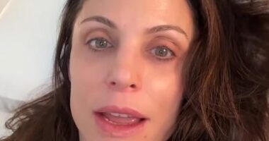 Skinnygirl mogul Bethenny Frankel is offering her viewers some sage relationship advice, warning them to 'never settle', especially if things don't feel right