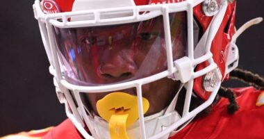 Chiefs OT Wanya Morris Reacts to Being Benched vs Raiders