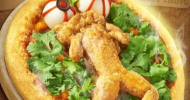 Chinese Pizza Hut launches deep fried frog pizza for a limited time