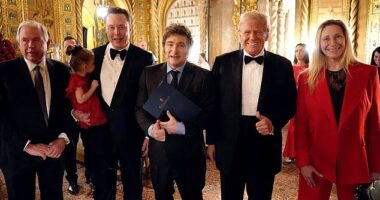 From left to right: Argentine Foreign Minister Gerardo Werthein, Elon Musk, Argentina's President Javier Milei, Donald Trump and Argentina's Secretary General of the Presidency Karina Milei pose for a picture at Mar-a-Lago in Palm Beach, Florida, on November 14