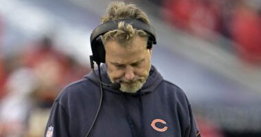 Flores Top Replacement for Bears' Eberflus Amid Vikings Backlash
