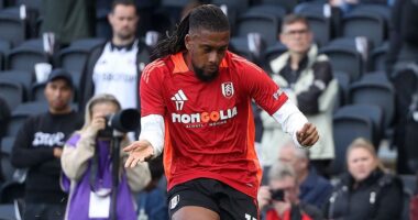 Fulham vs Brentford - Premier League: Live score, team news and updates as Cottagers make two changes from side that drew with Everton, while visitors remain unchanged ahead of tonight's west London derby