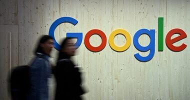 Google 's alleged monopoly of online display advertising is negatively impacting the ability of news organizations to invest in journalism, a senior publishing executive told the trial