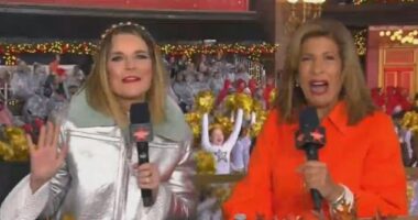 Hoda Kotb sent a secret signal to Jenna Bush Hager during Thursday's Thanksgiving Parade coverage on NBC