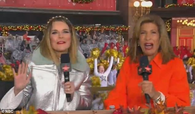 Hoda Kotb sent a secret signal to Jenna Bush Hager during Thursday's Thanksgiving Parade coverage on NBC