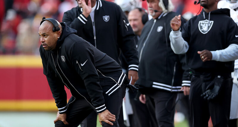 Insider Details Antonio Pierce's Job Status After Chiefs Game