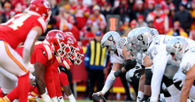 Jackson Powers-Johnson Responds to Botched Play vs. Chiefs