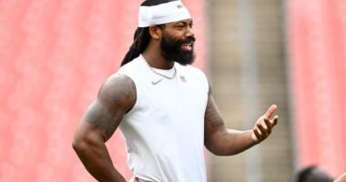 Lions Interested in Trading for Browns DE Za'Darius Smith: Report