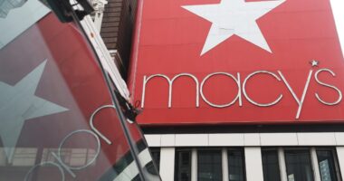 Macy’s finds ‘erroneous’ accounting entries, leading to delay of earnings report
