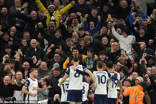 Tottenham Hotspur won away at Manchester City in Saturday's late Premier League match