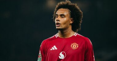 Manchester United are said to be willing to offer Joshua Zirkzee in a bid to sign Victor Osimhen