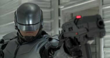 Michael Keaton, Samuel L. Jackson, And Gary Oldman Were Once In The Same Sci-Fi Movie, And It’s A Shame It Never Got A Sequel