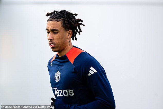 Leny Yoro pictured training at Manchester United's Carrington training ground on Monday