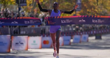 New York City Marathon attended by 50,000 people as Kenyan and Dutch runners win race