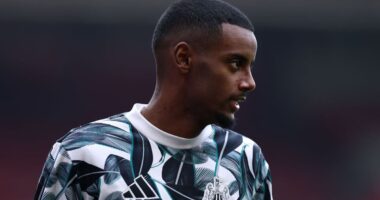 Newcastle vs West Ham LIVE: Premier League team news and line-ups as struggling Hammers face test