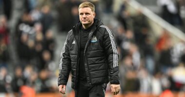Newcastle vs West Ham - Premier League: Live score, team news and updates as Eddie Howe's Magpies eye three league wins in a row as they host out of form Hammers