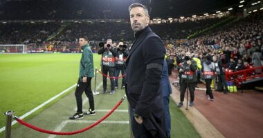 Ruud van Nistelrooy led Man United to a 2-0 win over PAOK in the Europa League on Thursday