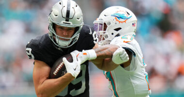 Raiders' Brock Bowers Breaks Nearly 40-Year-Old Record
