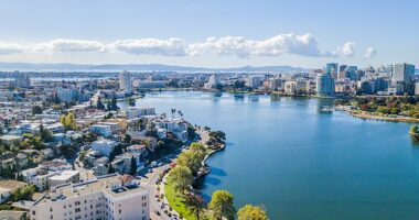 The city of Oakland, California has been facing financial crisis for years, and this month mysteriously published then deleted an alarming public report warning the city is facing bankruptcy