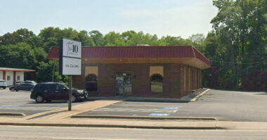 Restaurant Shooting Leaves 1 Dead, 2 Wounded, Including Security Guard