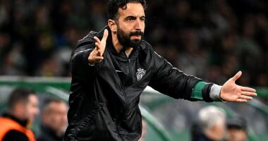 Ruben Amorim needs to be flexible based on the squad he is inheriting at Manchester United