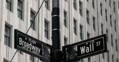 Stock market ‘finally paying more attention to tariffs’ as a potential headwind