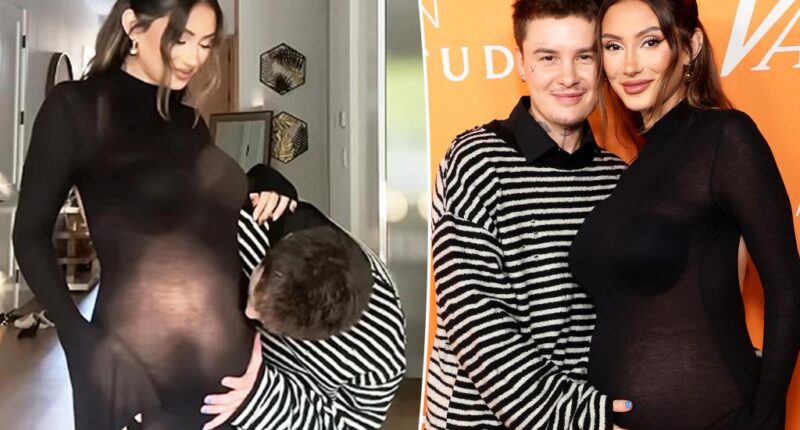 'Too Hot to Handle' star Francesca Farago welcomes twins with fiancé Jesse Sullivan