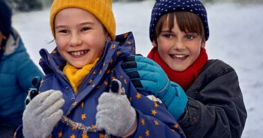 Viewers baffled after noticing star of Lidl's Christmas advert bears a striking resemblance to a UK royal