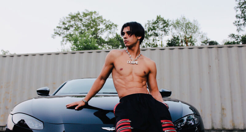 Why is Cyrus Dobre Famous? His Age, Height, Girlfriend, Net Worth